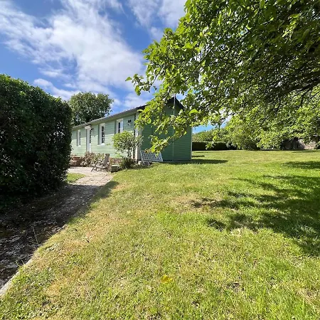 Alpehytte Quiet House 5 Minutes From Barneville-carteret *